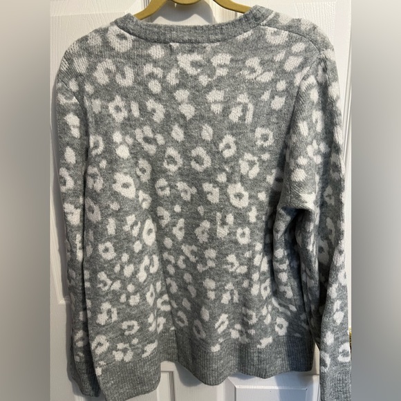 Old Navy sweater size xl nwt cute - Picture 2 of 4